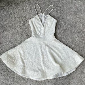 Windsor Lace V-Neck White Mini Dress